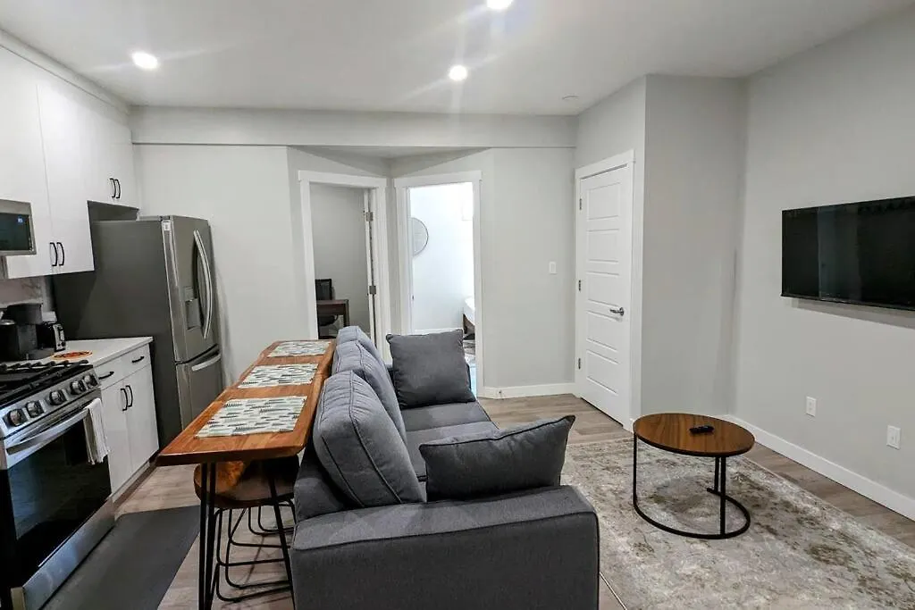 Cozy Basement For A Lovely Stay & Perfect For Wfh Edmonton 0*,  Canada